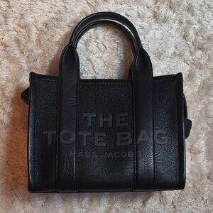 Marc Jacobs Black Pebbled Leather Handbag Small